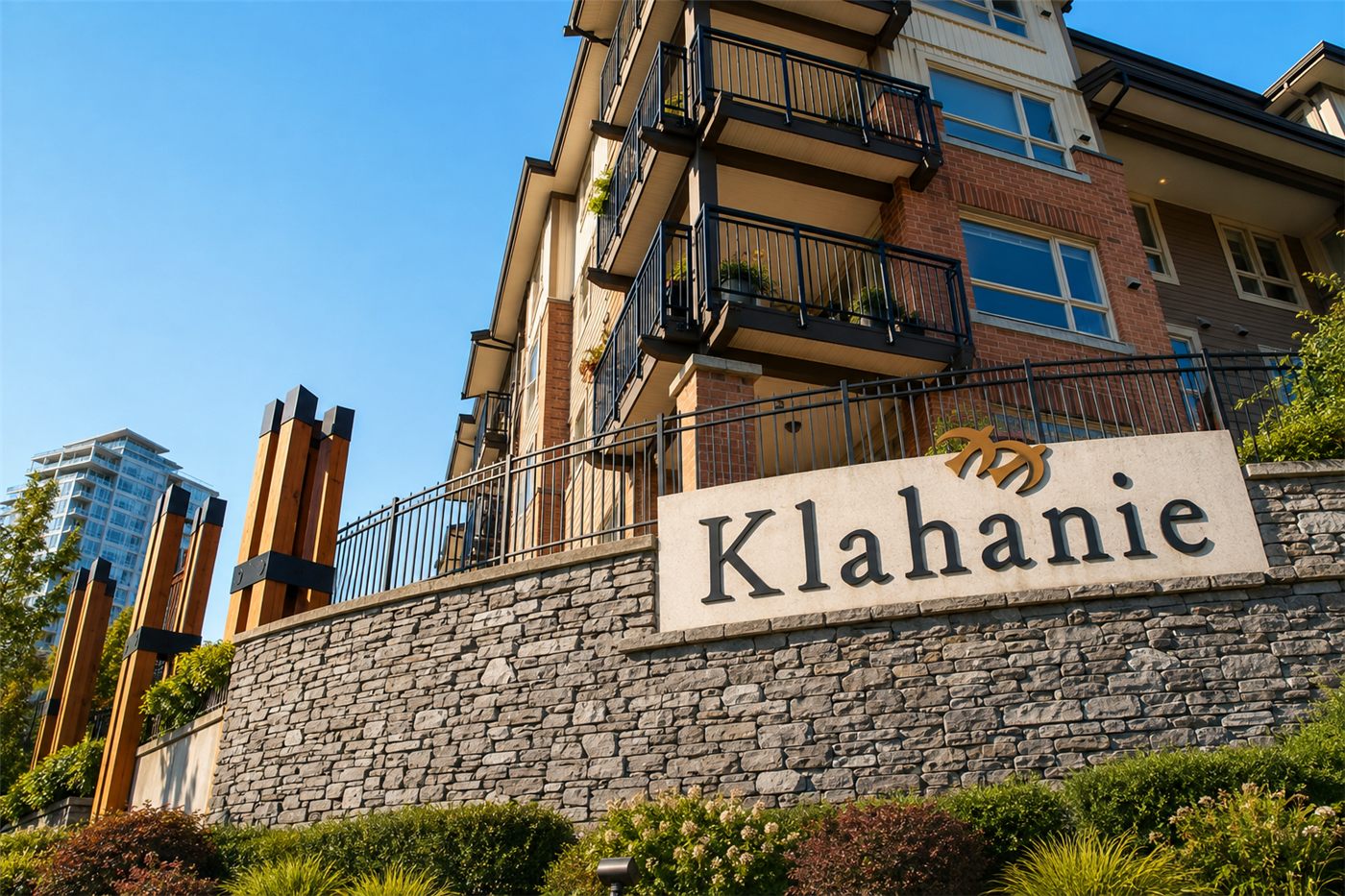 The Klahanie entrance sign and homes